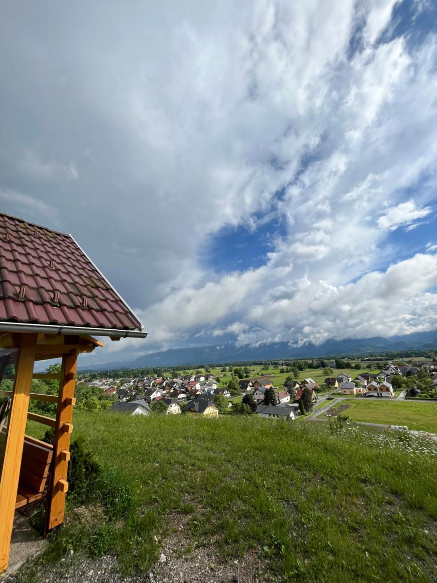 Holiday home Cottage Zirovnica